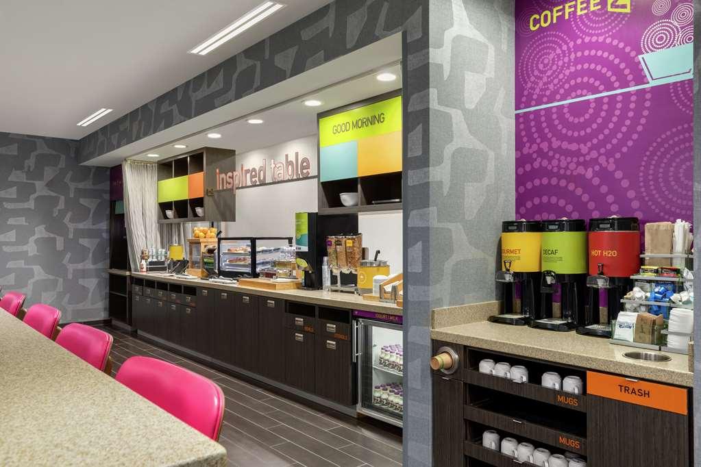 Home2Suites By Hilton Florence Restaurant foto